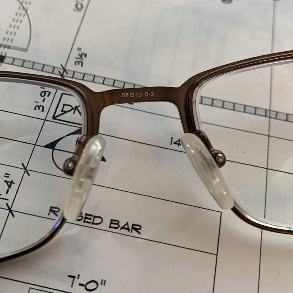 Chesterfield‎ CH17XL Brown Rectangular Frames